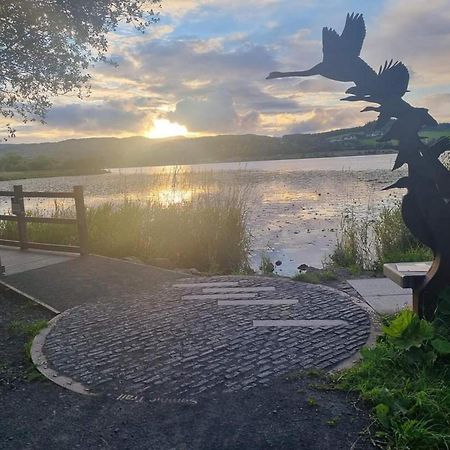Luxury Family Beechwood Lodge With Hot Tub Lochwinnoch Esterno foto