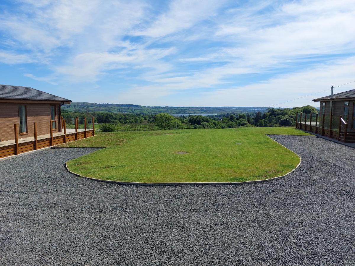 Luxury Family Beechwood Lodge With Hot Tub Lochwinnoch Esterno foto